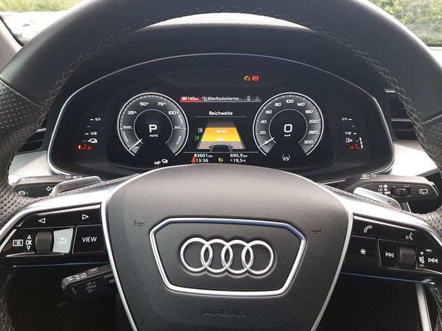 Fahrzeugabbildung Audi A6 Avant 55TFSIe quattro sport StdHzg Matrix 19"