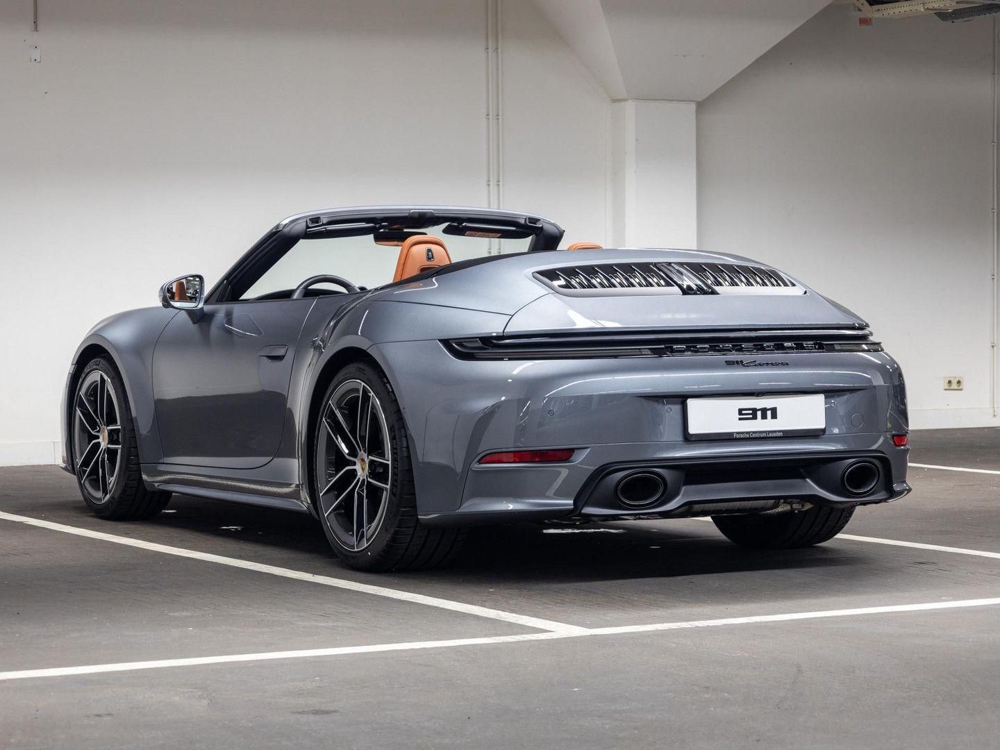 Porsche 992 Cabrio Carrera