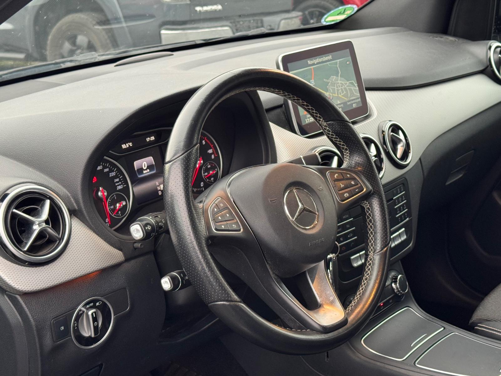 Mercedes-Benz B Klasse 180 CDI / d NAVI/EURO 6
