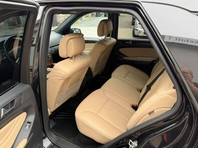 Mercedes-Benz ML 350  4MATIC Grand Edition