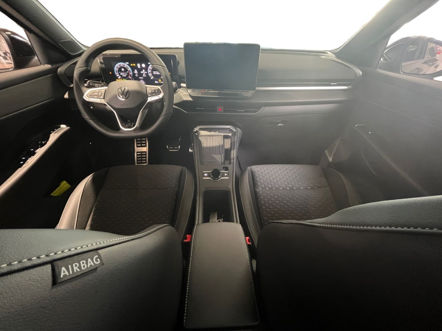 Volkswagen T-Roc - Bild 10