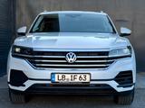 Volkswagen Touareg 3.0 V6 TDI 4MOTION #ACC #ParkAssist #AHK - VW Touareg Gebrauchtwagen in Stuttgart