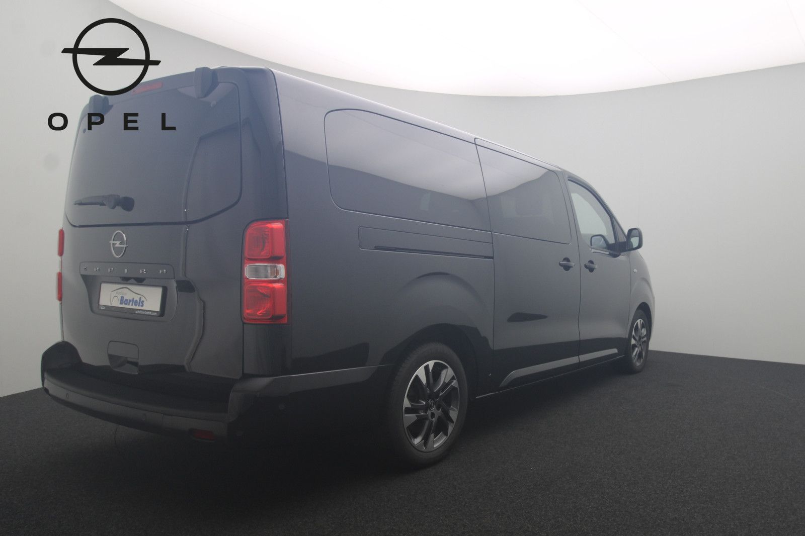 Fahrzeugabbildung Opel Zafira Life 2.0 AT Edition XL L3 9-Sitzer