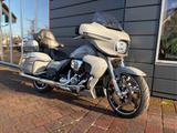 Harley-Davidson FLHXU STREET GLIDE ULTRA Wilbers/Rockford Audio - Harley-Davidson Street Glide Ultra