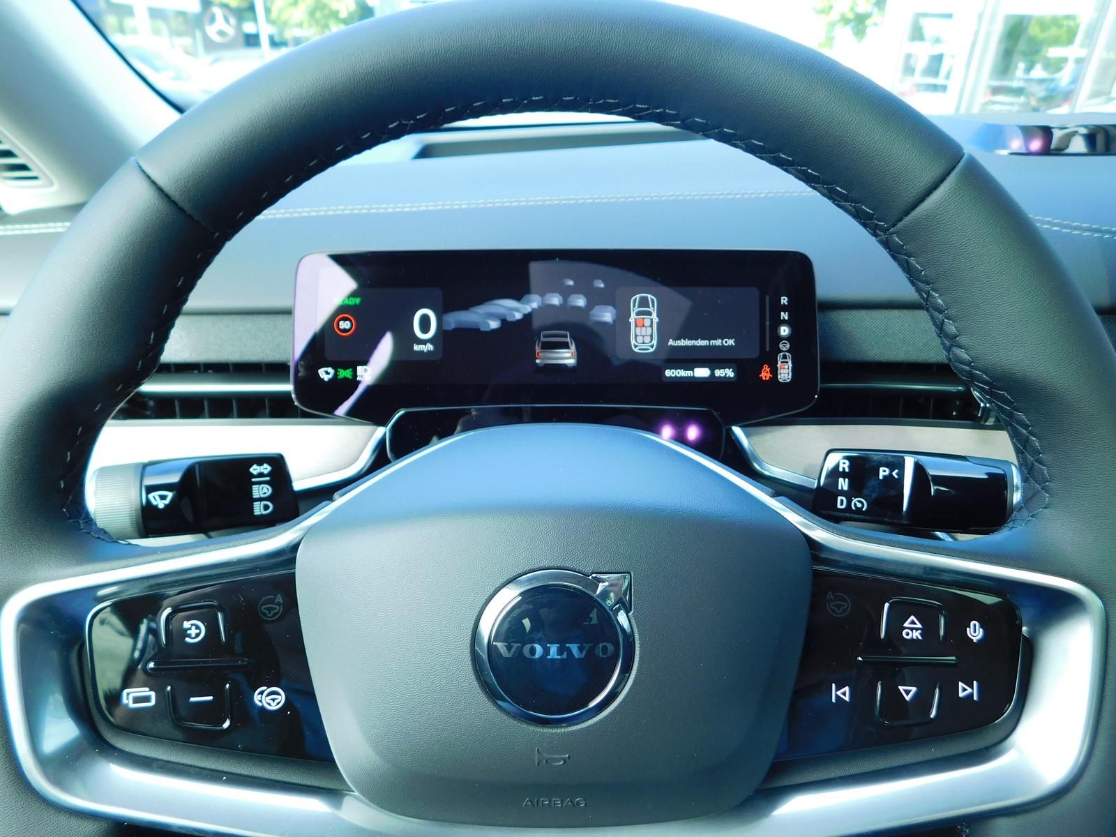 Fahrzeugabbildung Volvo EX90 Plus Twin Motor Executive Editon