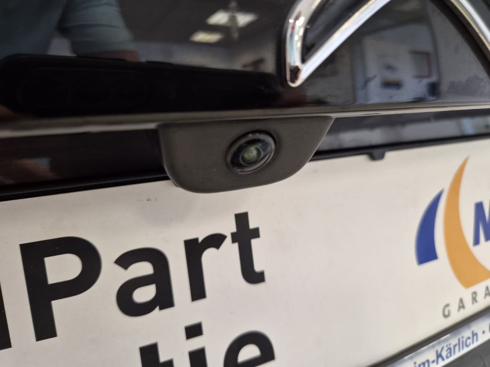 Fahrzeugabbildung Citroën C4 Lim. Plus / LED / NAVI / KAMERA / Sitzhz.