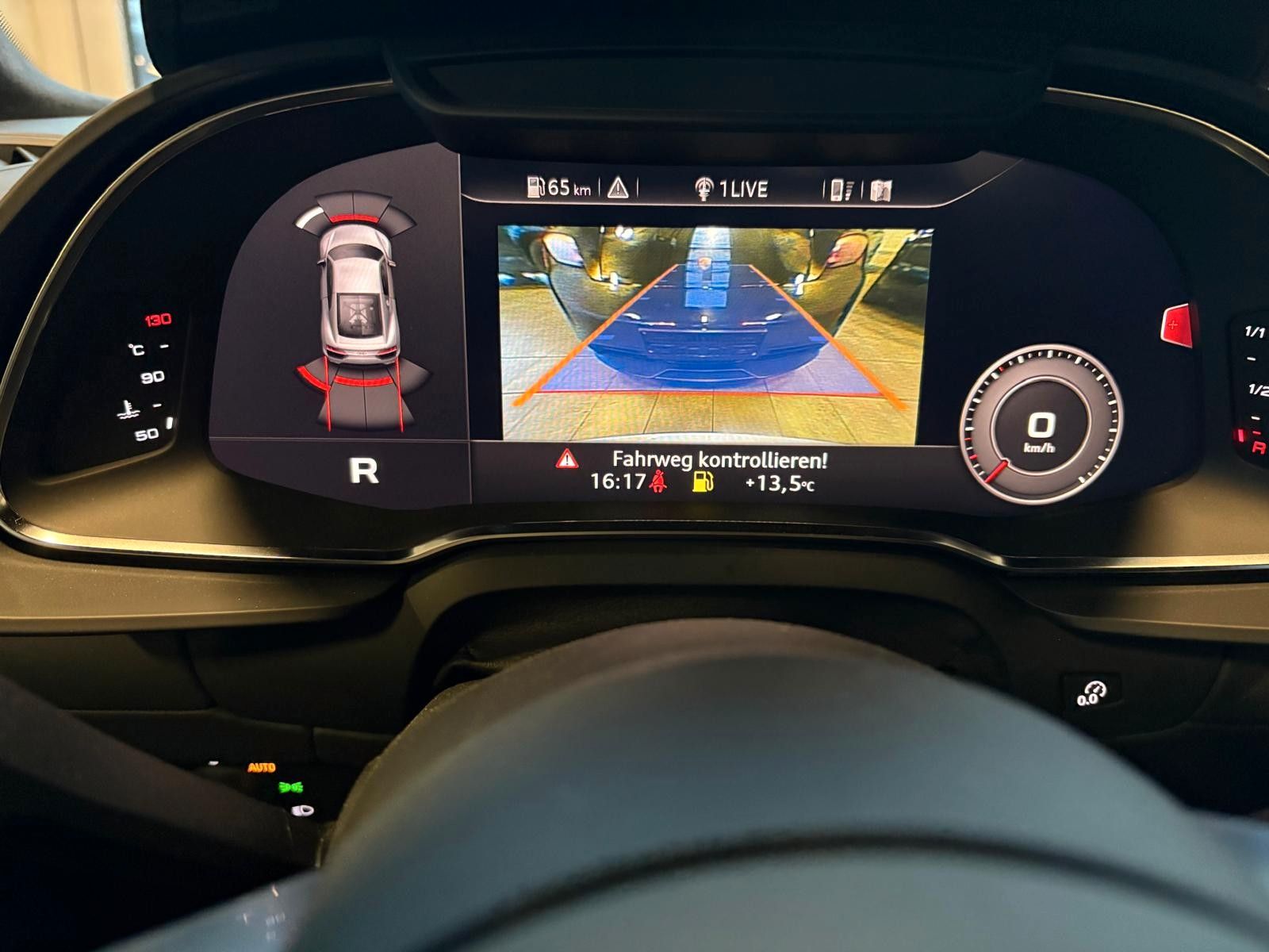 Fahrzeugabbildung Audi R8 Coupe 5.2 FSI quattro/erst 20717/RAUTE