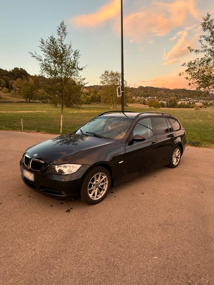 BMW 320