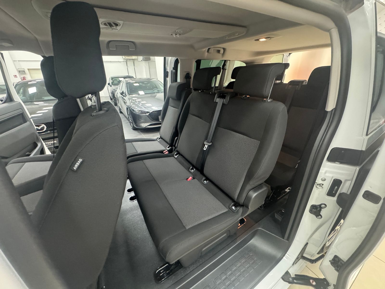 Peugeot Traveller - Bild 13