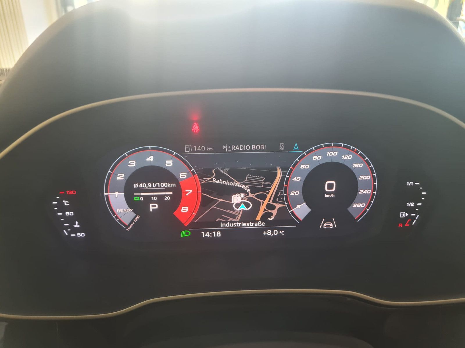Fahrzeugabbildung Audi Q3 35 TFSI / LED / NAVI / AHK / VIRTUELL