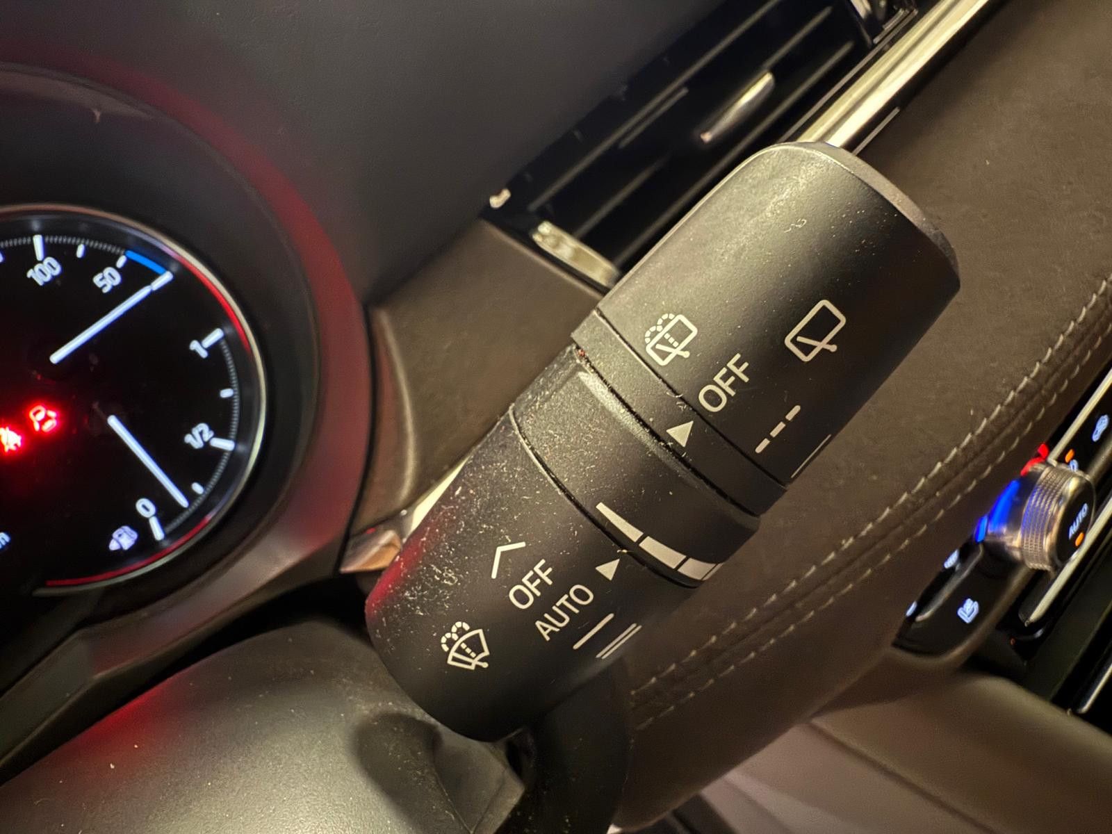 Fahrzeugabbildung Mazda 6 Kombi Sports-Line / LED/NAVI/LEDER/KAMERA