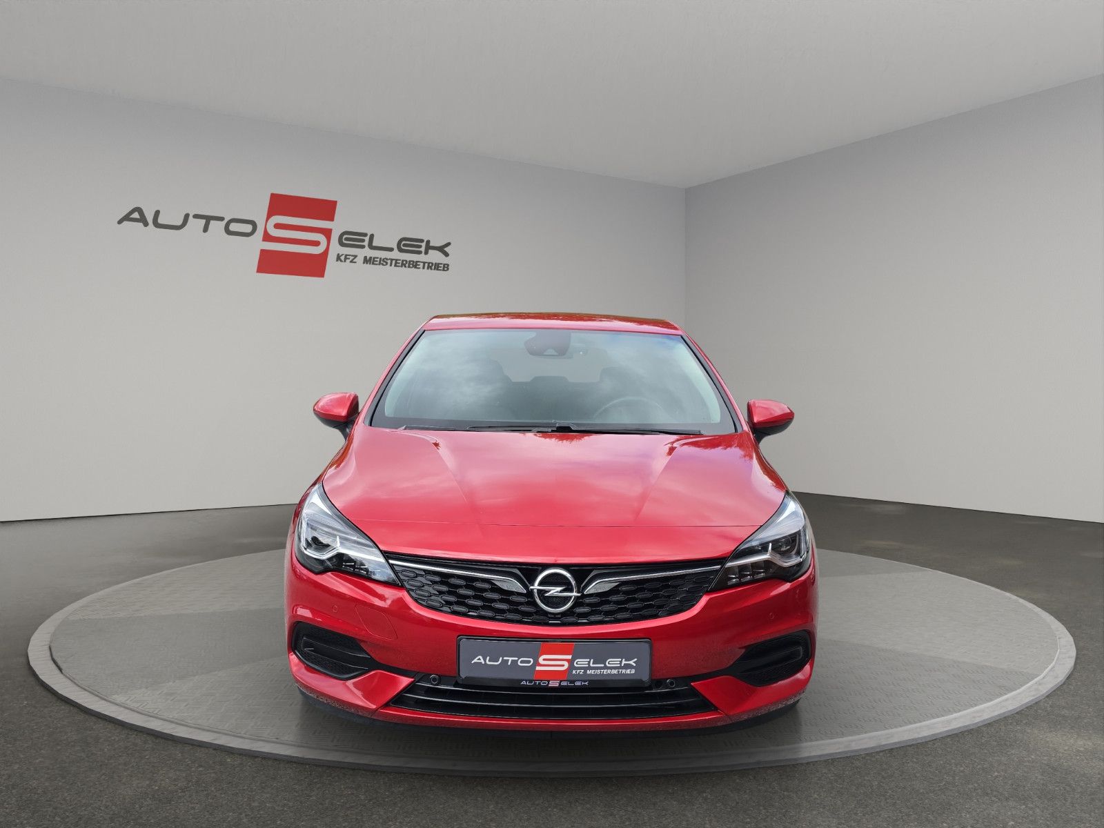 Fahrzeugabbildung Opel Astra K Lim. 5-trg. Elegance Start/Stop