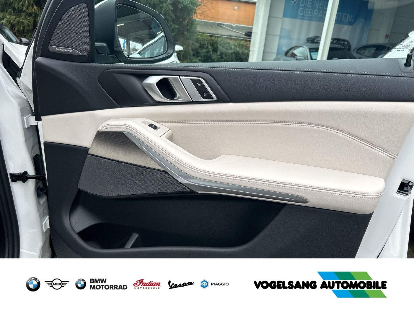 Fahrzeugabbildung BMW X5 30d xDrive,M Sport,7-Sitzer,Standheizung,AHK