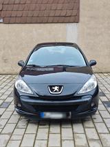 Peugeot Auto Peugeot 206+ - Peugeot 206 in Leverkusen