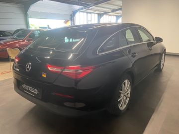 Mercedes CLA 180 Shooting Brake - 4