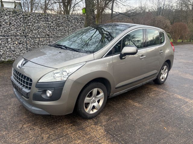 Peugeot 3008 Premium Panorma / Navi