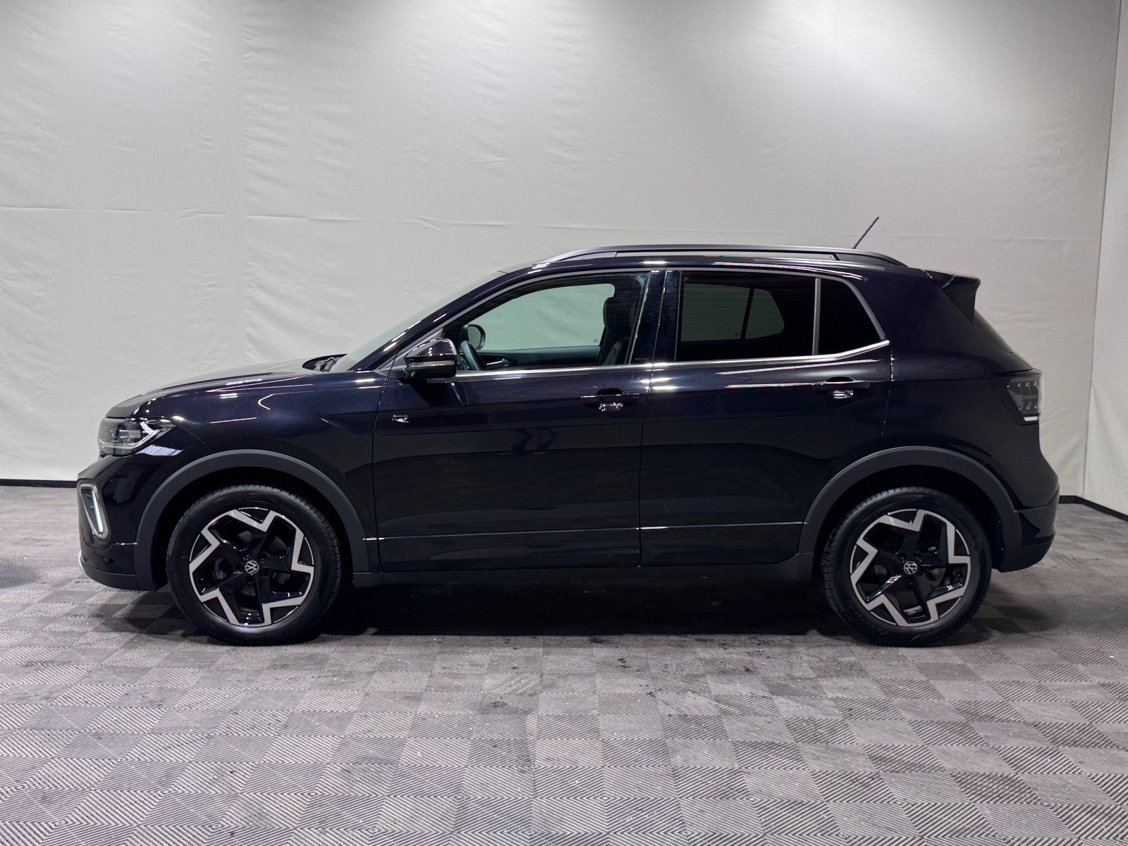 Volkswagen T-Cross R-Line 1.5 TSI DSG MATRIX NAVI AHK ACC foto 3