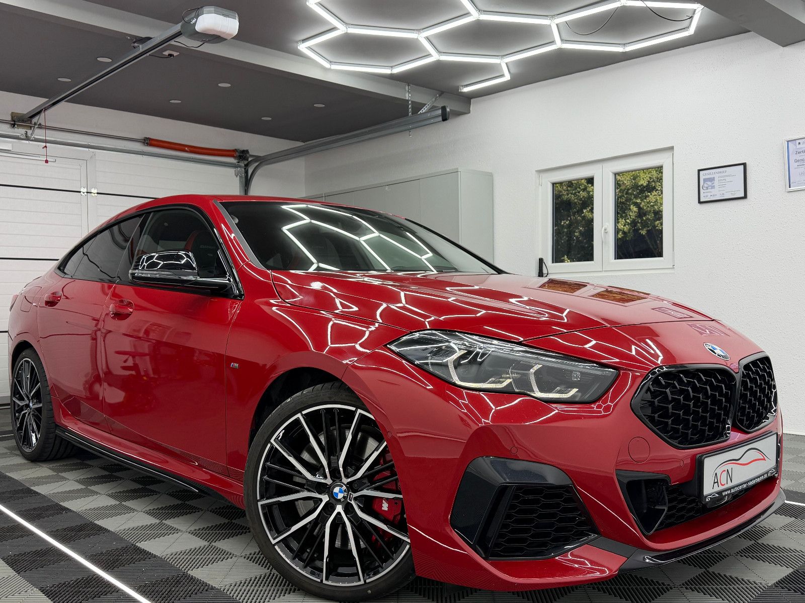 Fahrzeugabbildung BMW M235 i xDrive Edition ColorVision/H&K/HuD/DE FZG