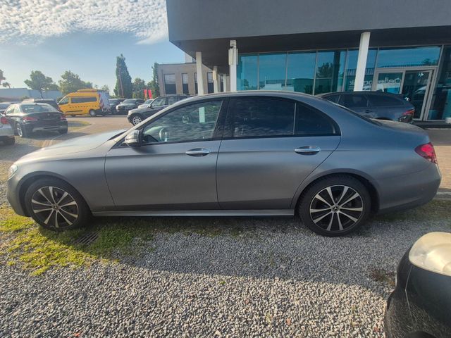 MERCEDES-BENZ E 220 E Limousine 4Matic AMG Widescreen