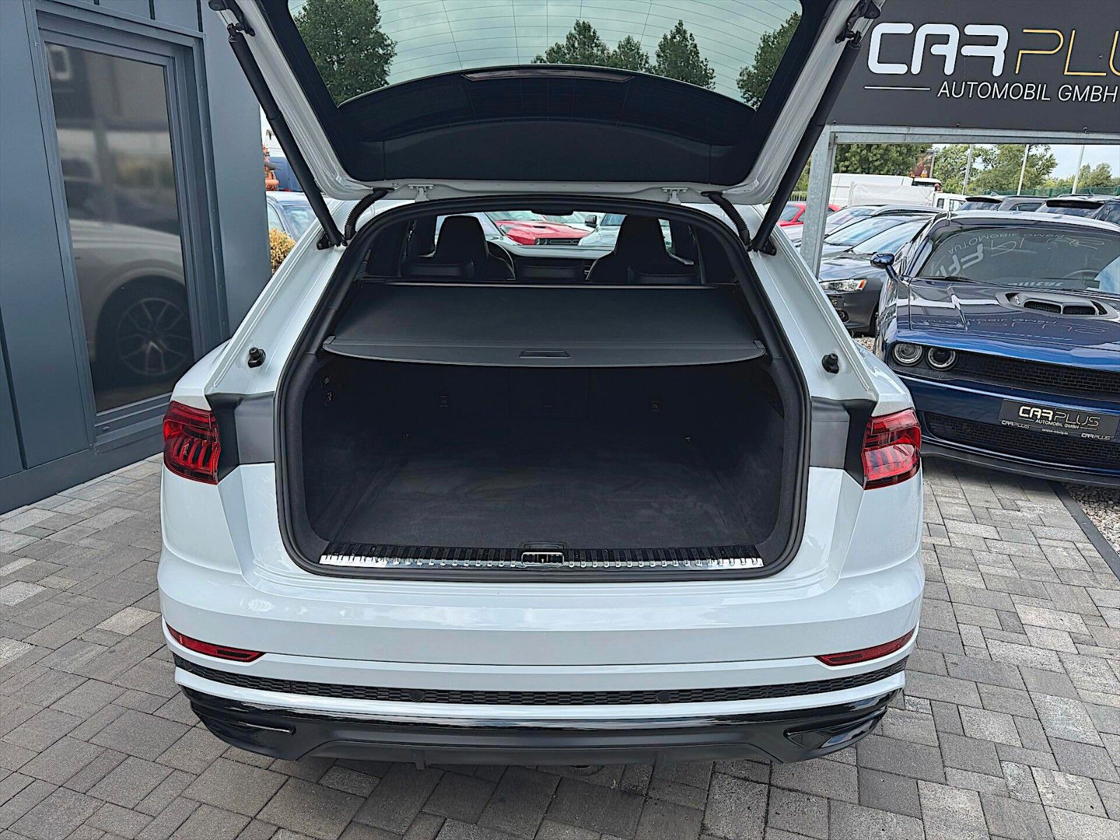 Fahrzeugabbildung Audi Q8 55 TFSI quattro S-Line Plus *ACC*Head Up*22'