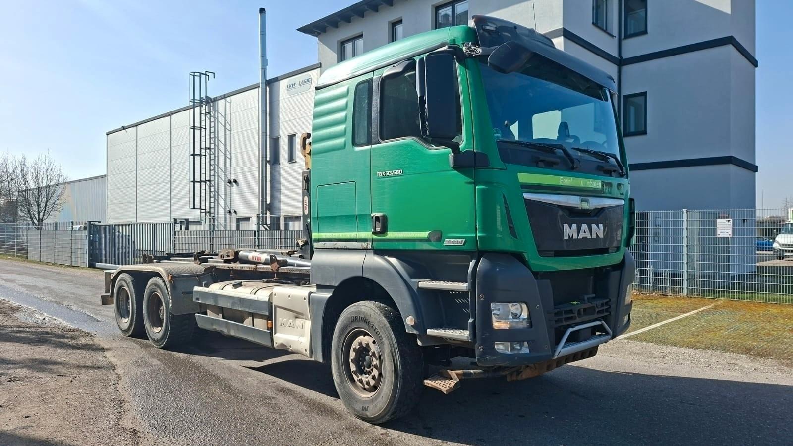 MAN TGX 33.560, 6x4,Top,  neue TÜV, 33.900,-€ Netto