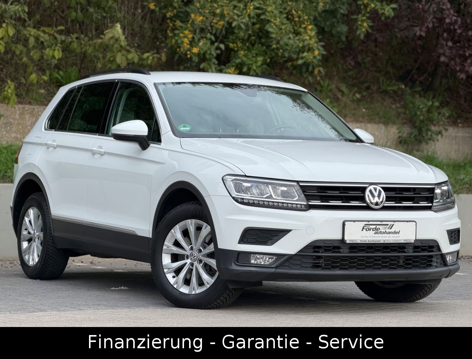 Volkswagen Tiguan 2.0 TSI DSG 4Motion LED AHK 1HAND ACC SPU foto 3