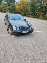 Mercedes-Benz E200 - gebrauchte Mercedes-Benz E-Klasse aus dem Jahr 2001
