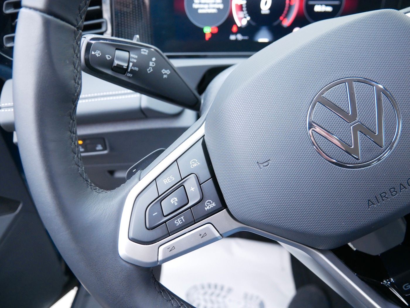 Fahrzeugabbildung Volkswagen Tiguan 2.0 TDI GOAL NEU54T DSG AHK LED 360°Kamer
