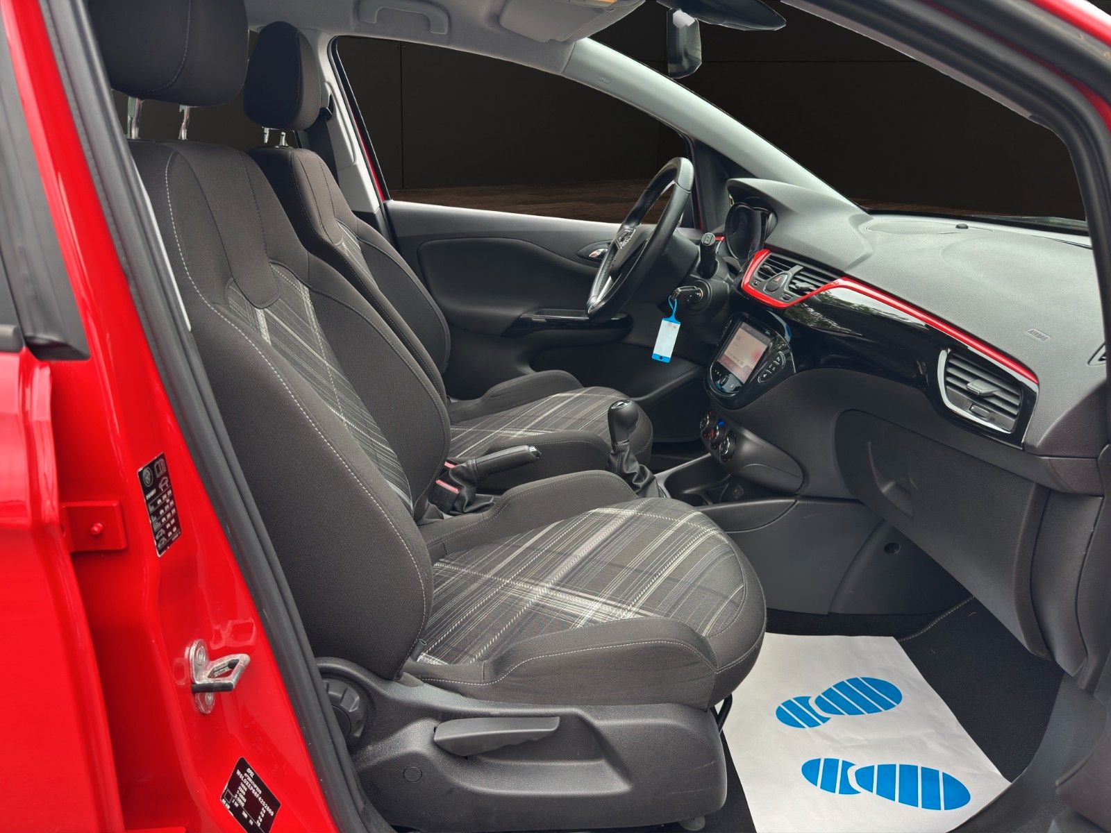 Fahrzeugabbildung Opel Corsa E Color Edition Klimaaut/Sitz+Lenkrad Heiz