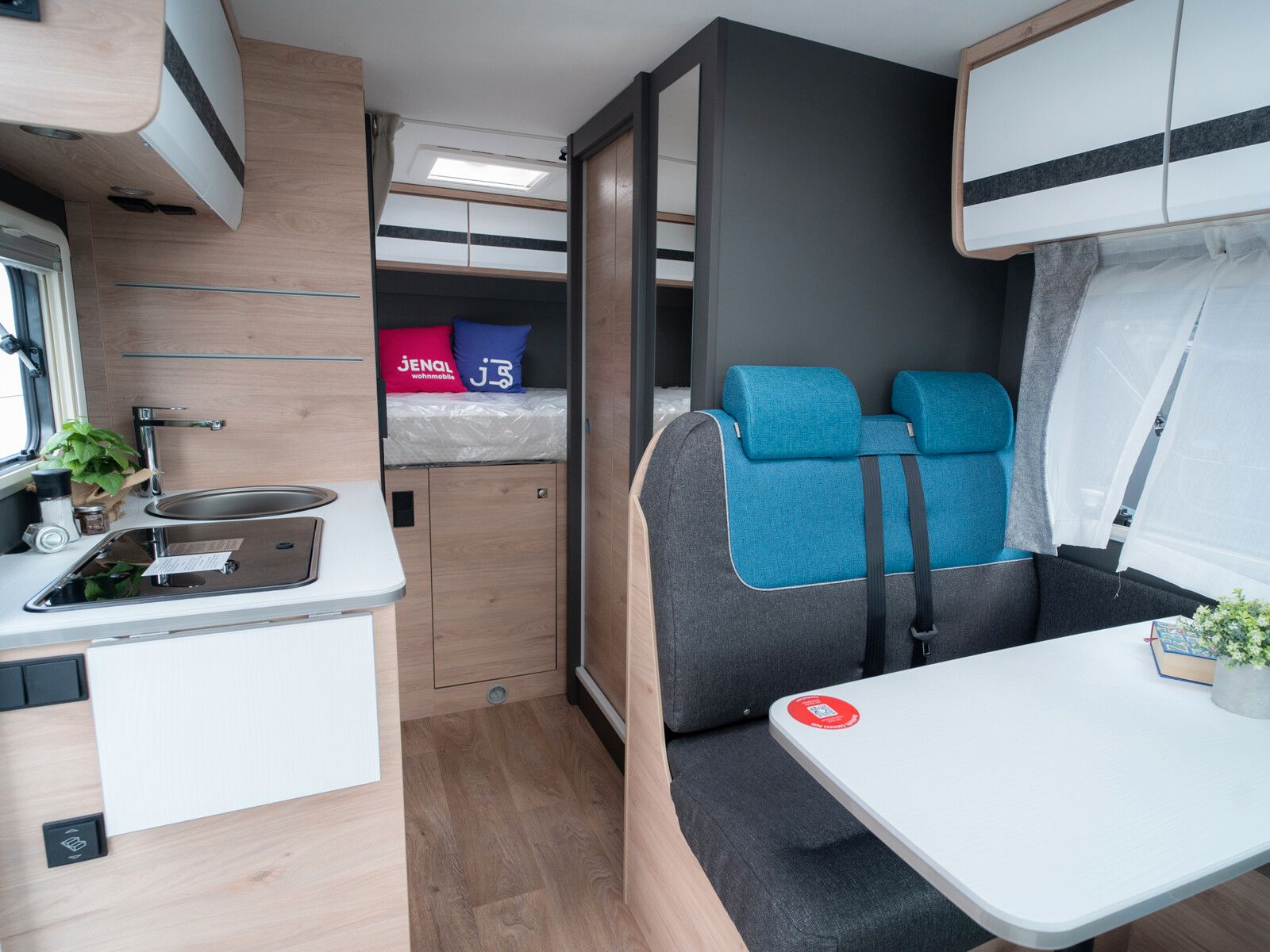 Fahrzeugabbildung Dethleffs Globebus Go Globebus Go T 15 12.641 sparen!