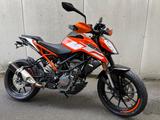 KTM Duke 125 mit ABS nur 2000km Neuwertig - Offers