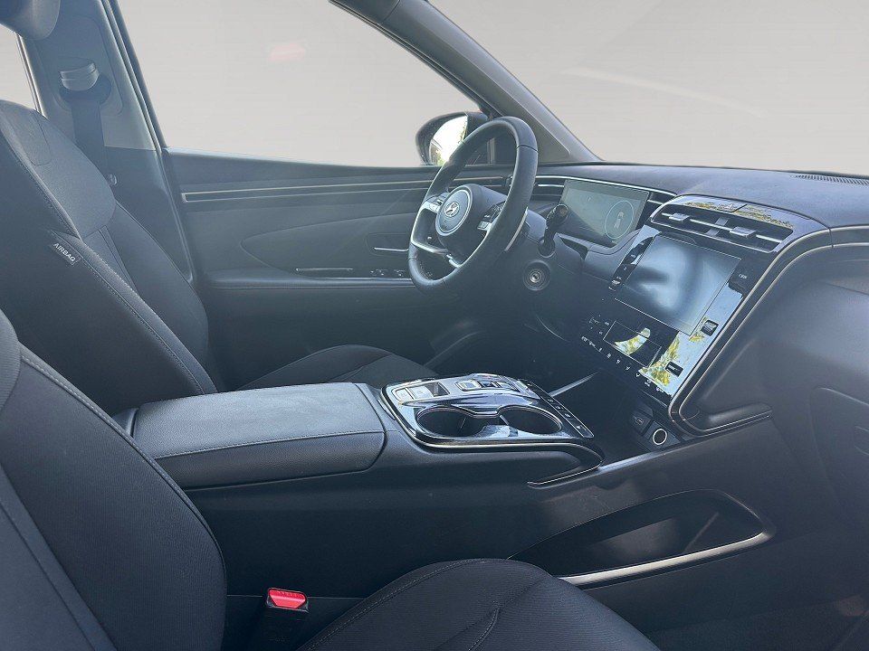 Fahrzeugabbildung Hyundai TUCSON Plug-in-Hybrid 1.6 T-GDi 265PS 6-AT 4WD F