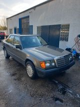Mercedes-Benz Mercedes Benz 260E W124  160PS Grau Automatik - Mercedes-Benz 260: W124 260e