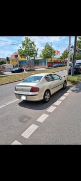 Peugeot 407 2.0i TÜV u. viele Teile neu - gebrauchte Peugeot 407 aus dem Jahr 2004