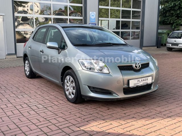 Toyota Auris Klima Service neu