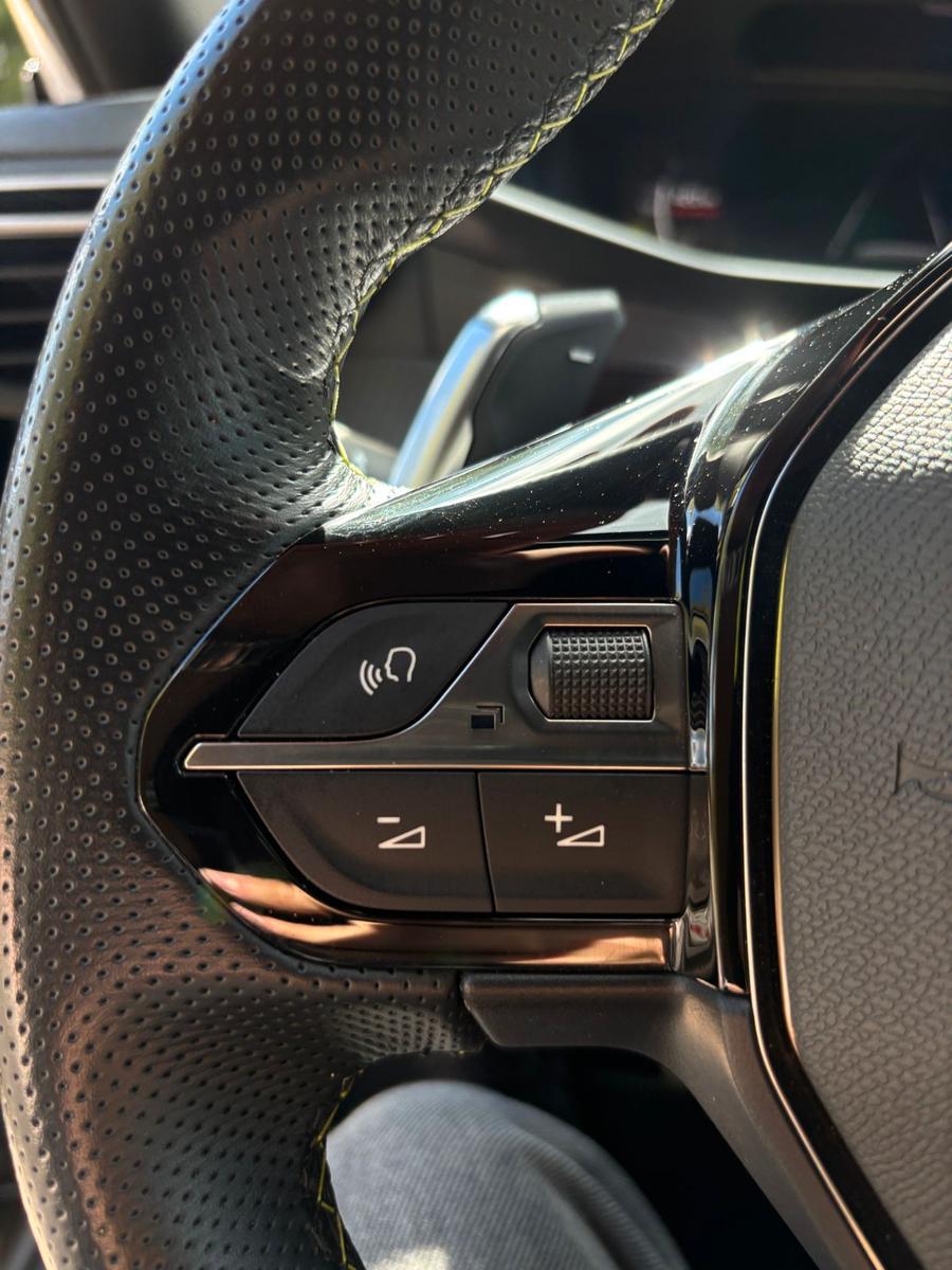 Peugeot 2008 GT  *TÜV*LED*360° KAMERA*