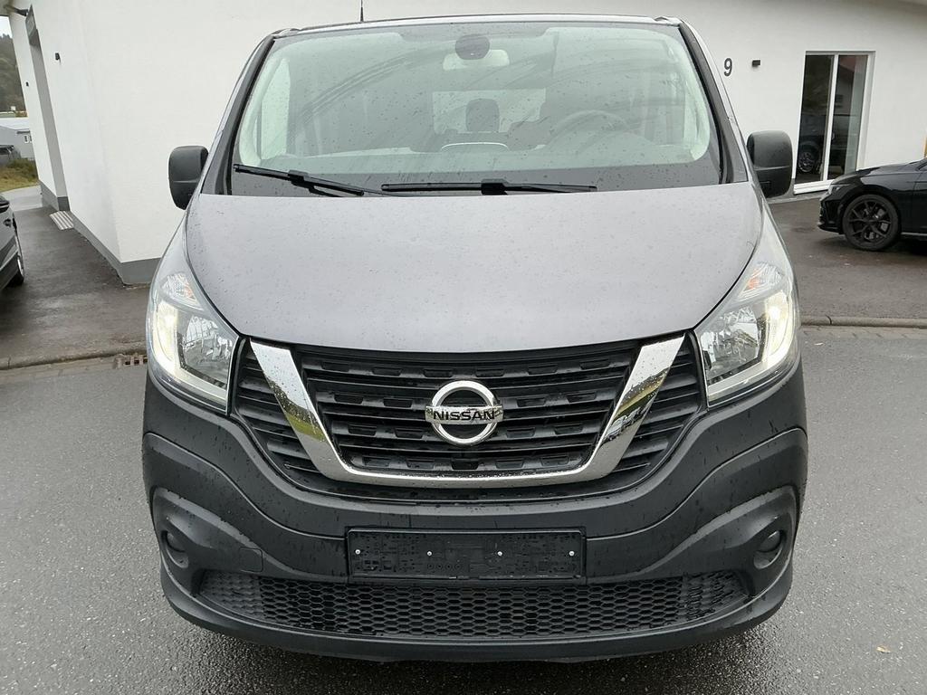 Nissan NV300