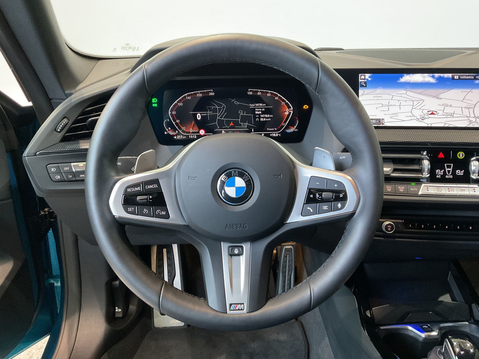 Fahrzeugabbildung BMW 220i 19" LMR | M-Sport | Head-Up Display