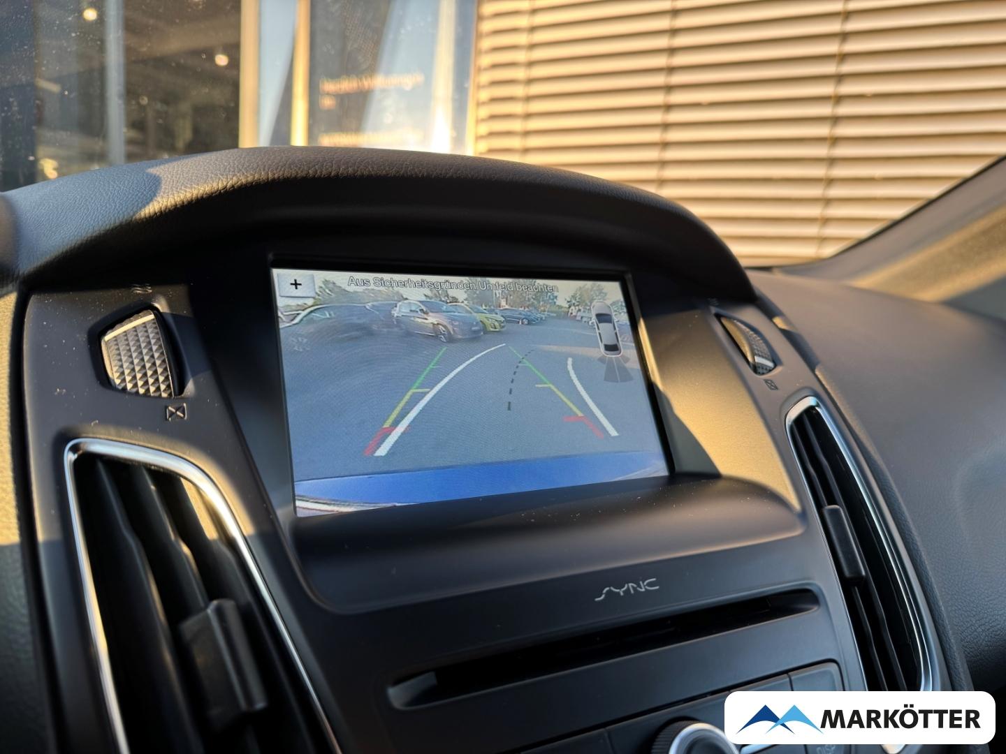 Ford Focus ST-Line CAM/SHZ/TEMP/KEYLESS/NAVI/LED