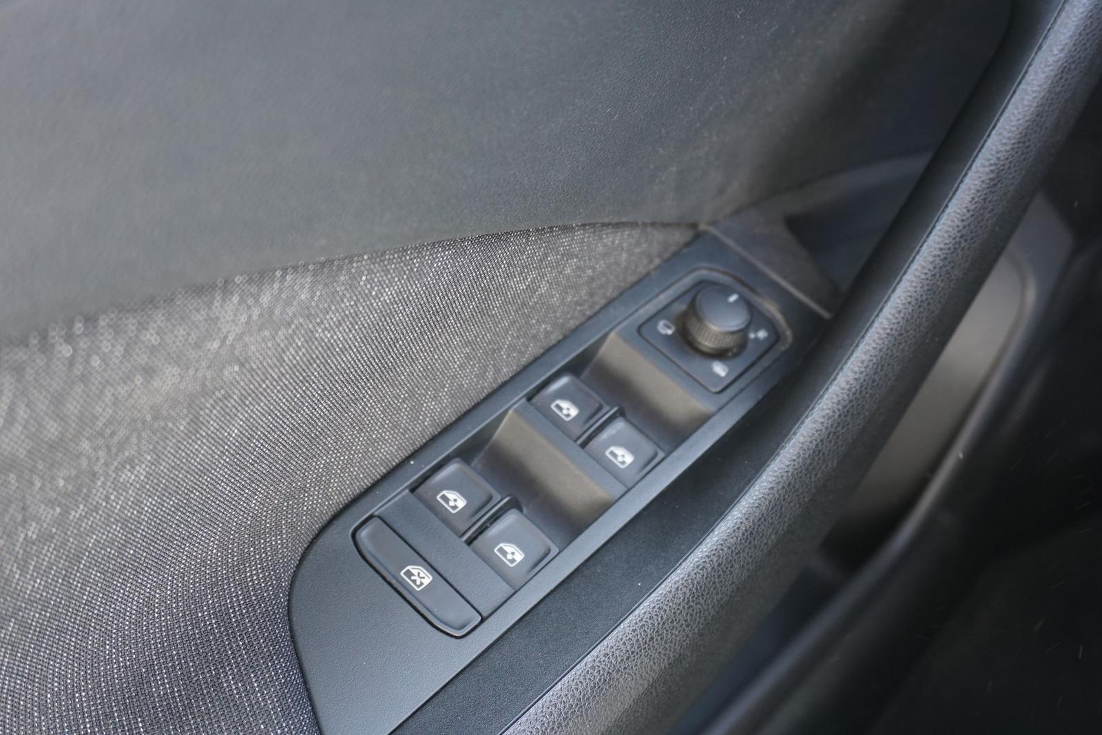 Skoda Kamiq Style DSG LED Navi ACC AHK DAB PDC USB