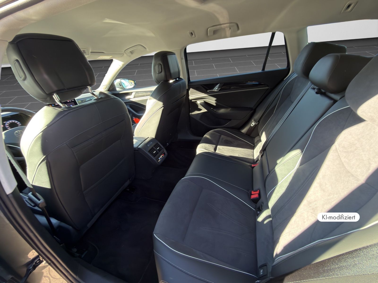Volkswagen Passat Variant - Bild 15