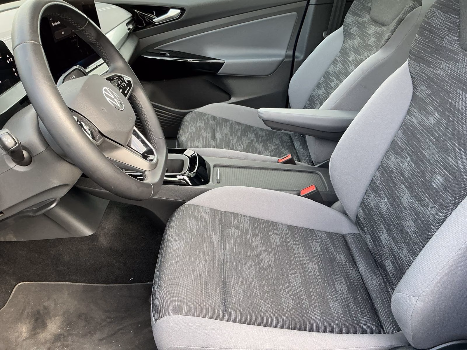 VOLKSWAGEN ID.5 PURE