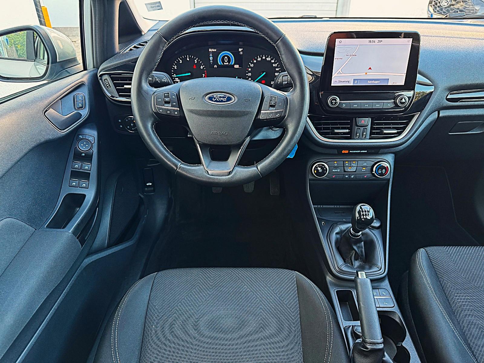 Ford Fiesta Cool & Connect 5-türig (viele Extras)