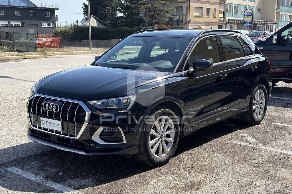 Image of Audi Q3