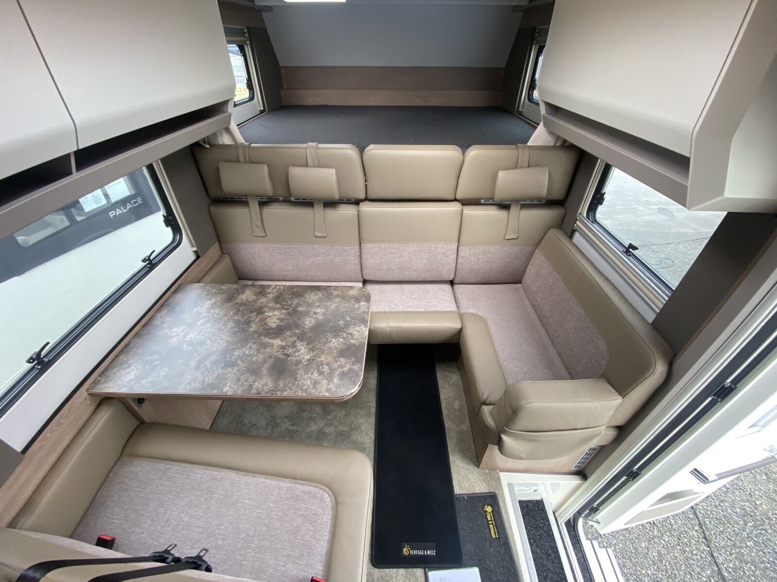 Fahrzeugabbildung Morelo Loft Alkoven 88 L AHK, Gastank, Spülmaschine