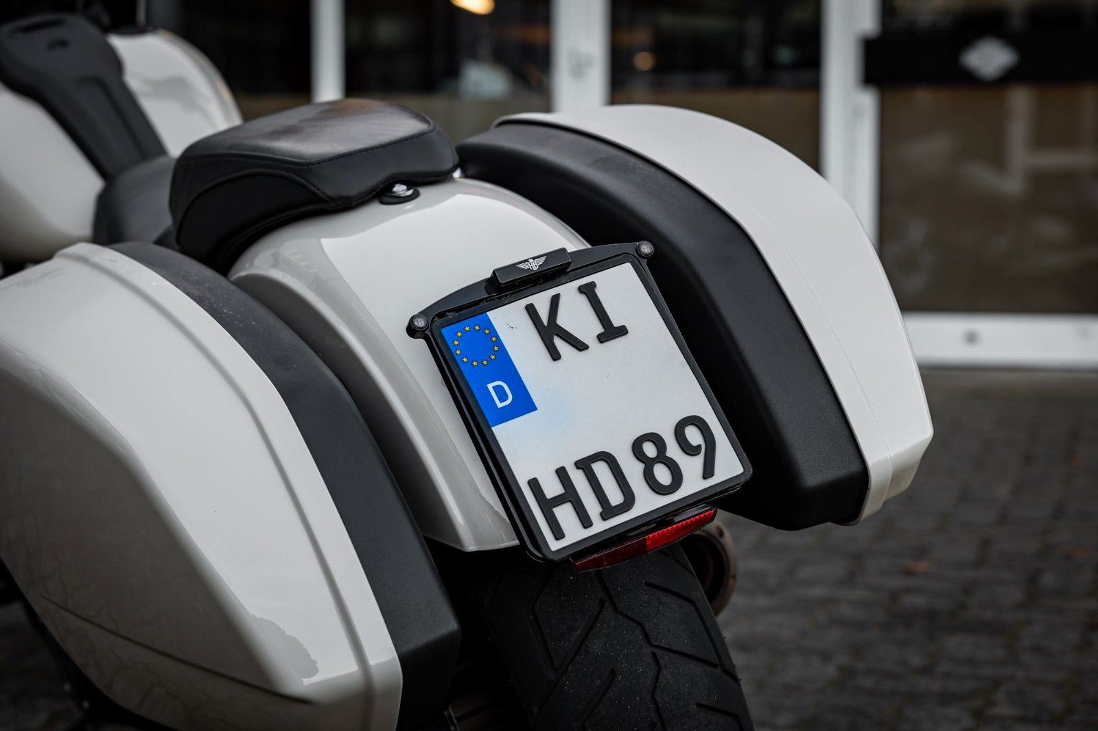 Fahrzeugabbildung Harley-Davidson FXLRS LOW RIDER S 117 CUI - JEKILL&HYDE -