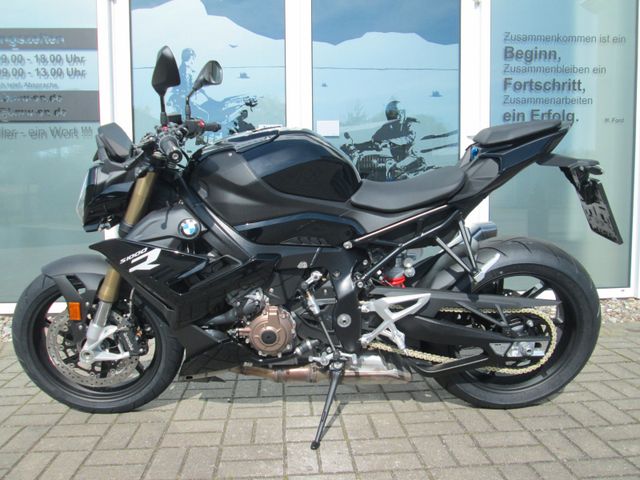 BMW S 1000 R / 3 Pakete /3 J.Garantie