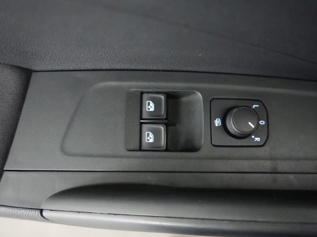 Fabia AMBITION TSI DSG+LED+NAVI+SITZHEIZUNG+FRON