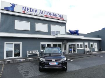 Volkswagen Touareg - 1