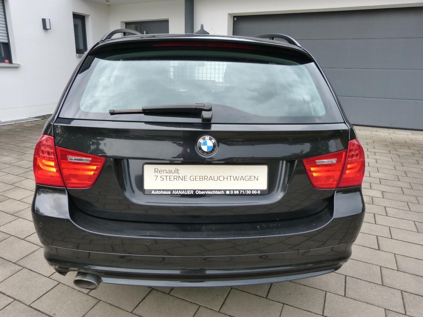 BMW 320 2009 — photo 7